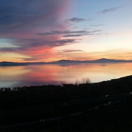 B&B Torre Del Lago Trasimeno Passignano sul Trasimeno Bagian luar foto