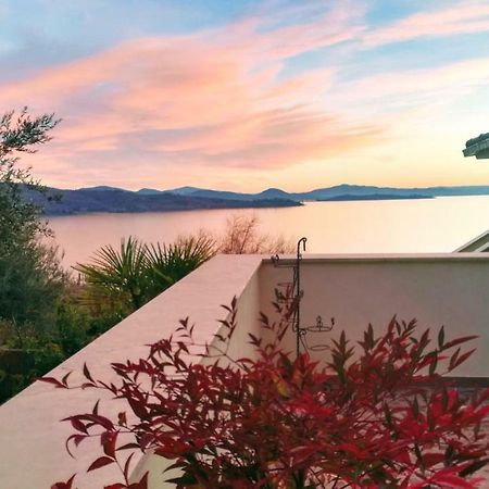 B&B Torre Del Lago Trasimeno Passignano sul Trasimeno Bagian luar foto