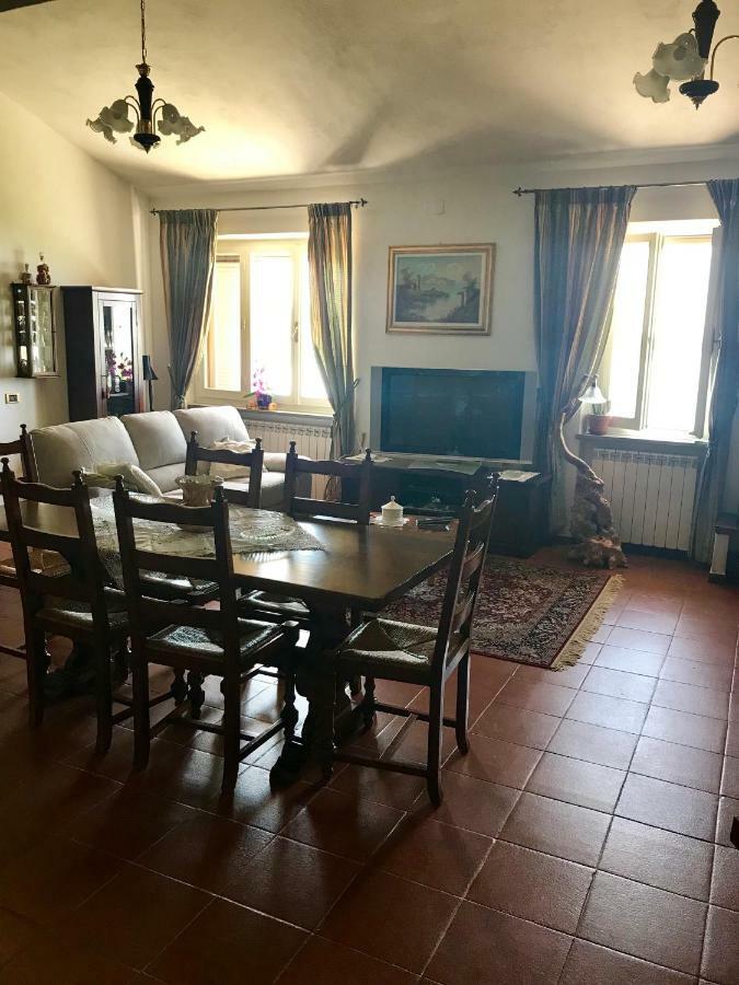 B&B Torre Del Lago Trasimeno Passignano sul Trasimeno Bagian luar foto