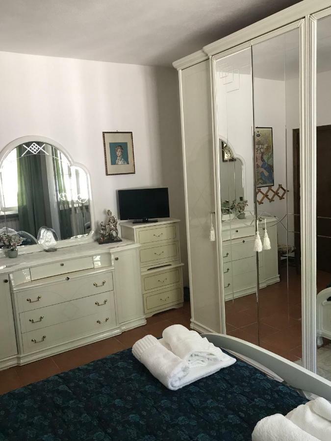 B&B Torre Del Lago Trasimeno Passignano sul Trasimeno Bagian luar foto