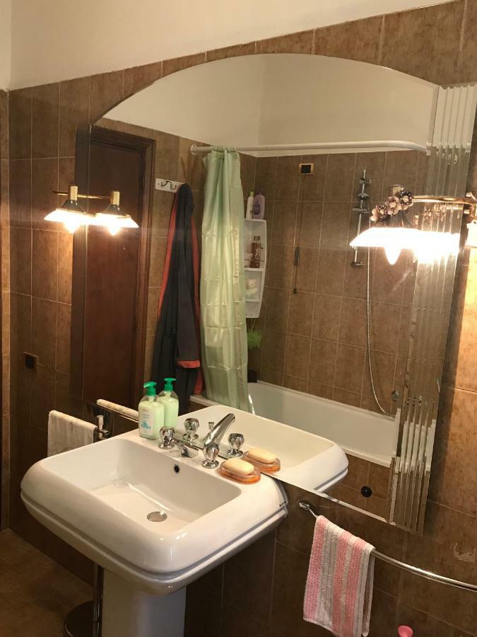 B&B Torre Del Lago Trasimeno Passignano sul Trasimeno Bagian luar foto