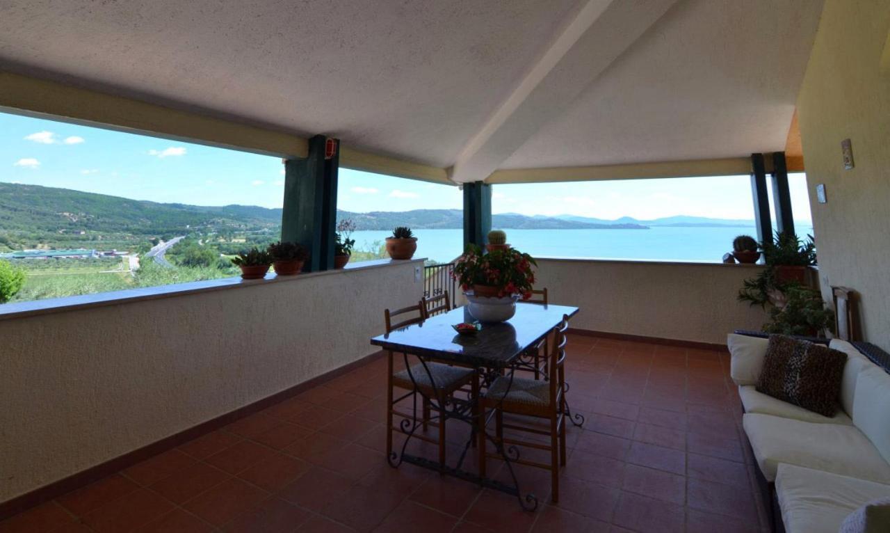 B&B Torre Del Lago Trasimeno Passignano sul Trasimeno Bagian luar foto